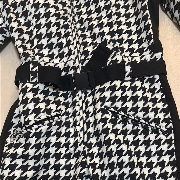Black and White Houndstooth Ski Suit - Picture 3 of 8
